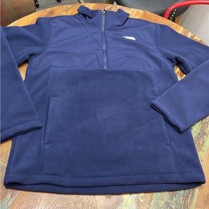 NWT North Face Youth Tundra Pullover